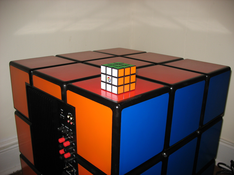 Illustration for article titled Build Your Own Rubik's Cube Subwoofer in 164 Easy Steps